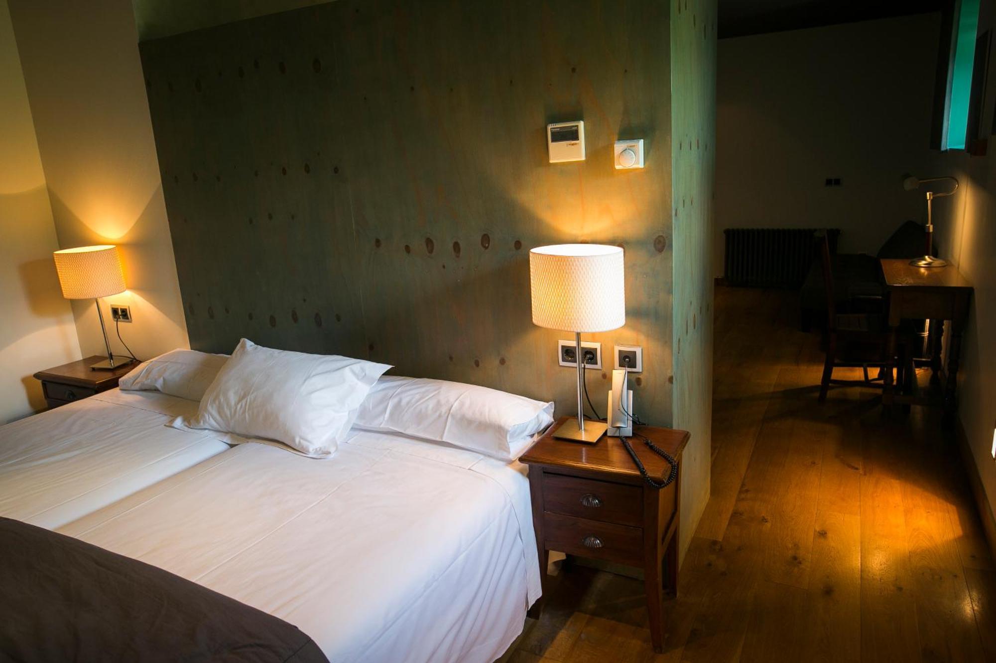 Hotel Boutique El Convento De Mave Santa María de Mave エクステリア 写真